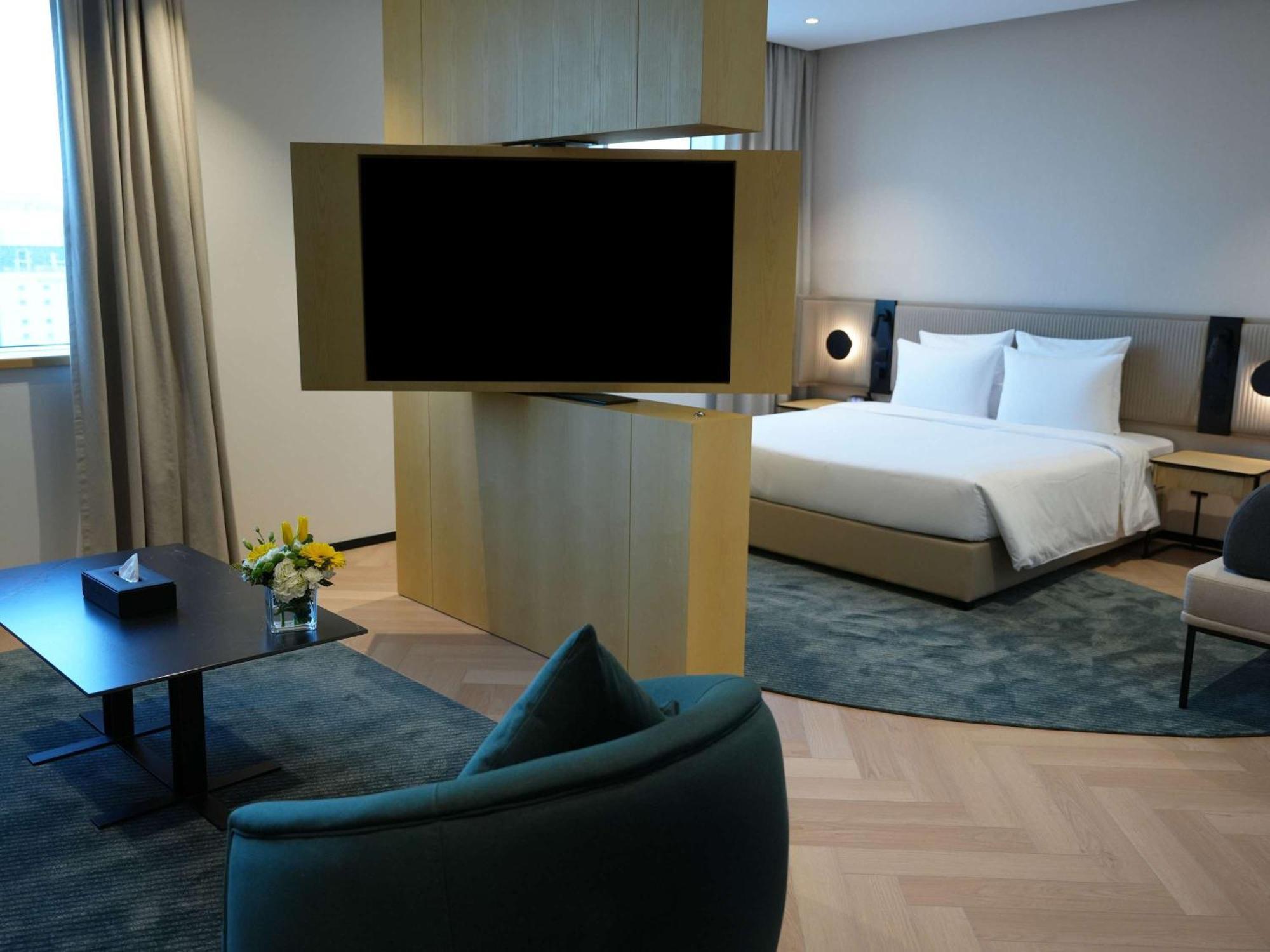 Novotel Al Anoud Hotel 4*