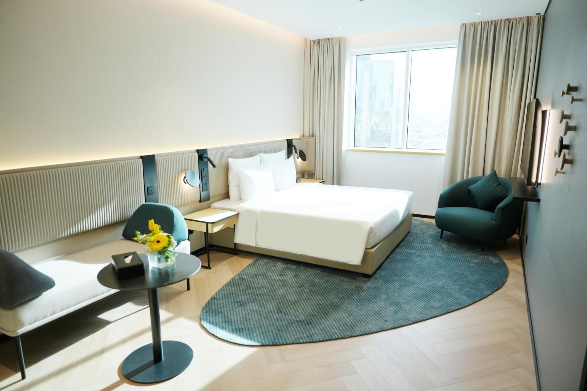 Novotel Al Anoud 4*