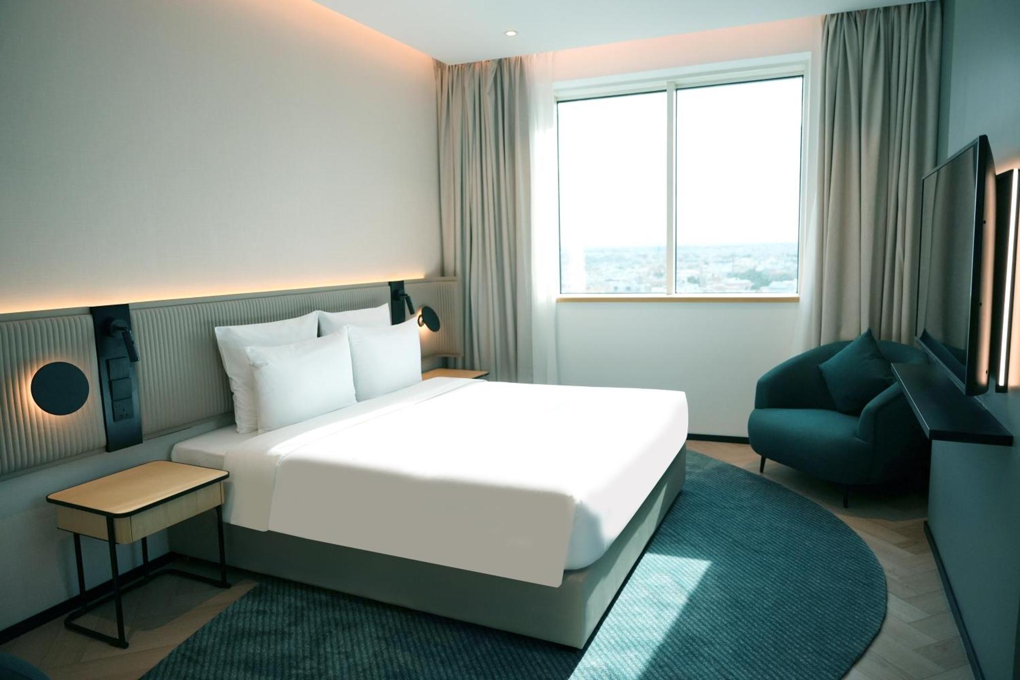Novotel Al Anoud 4*