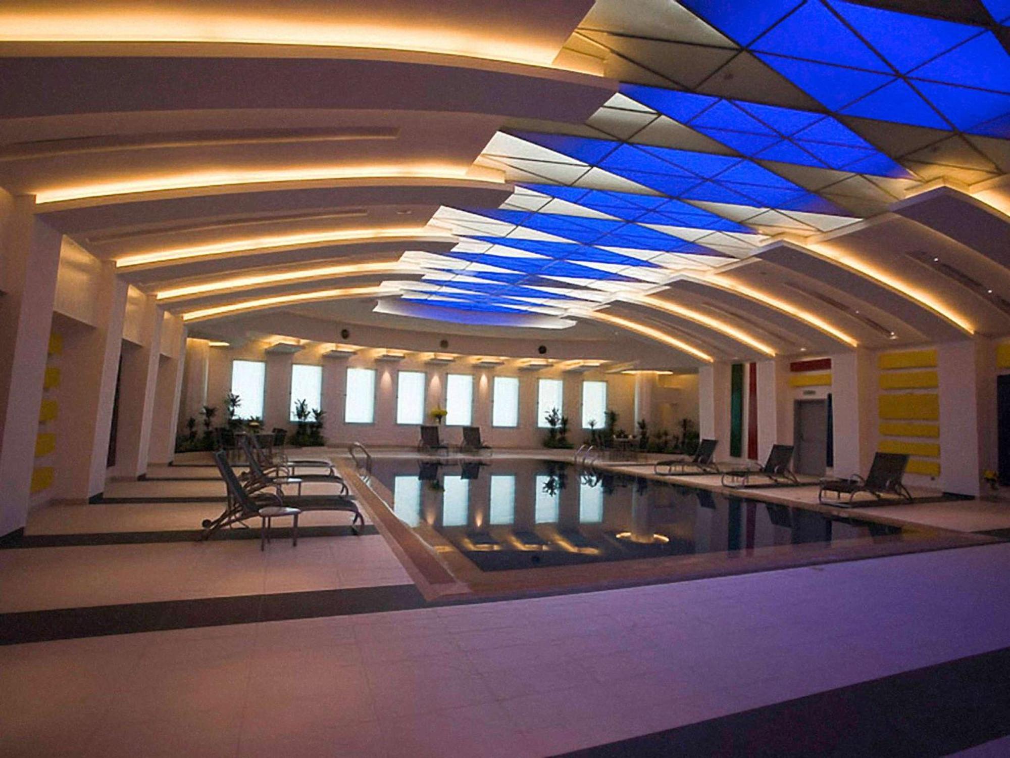 Novotel Al Anoud Hotel 4*